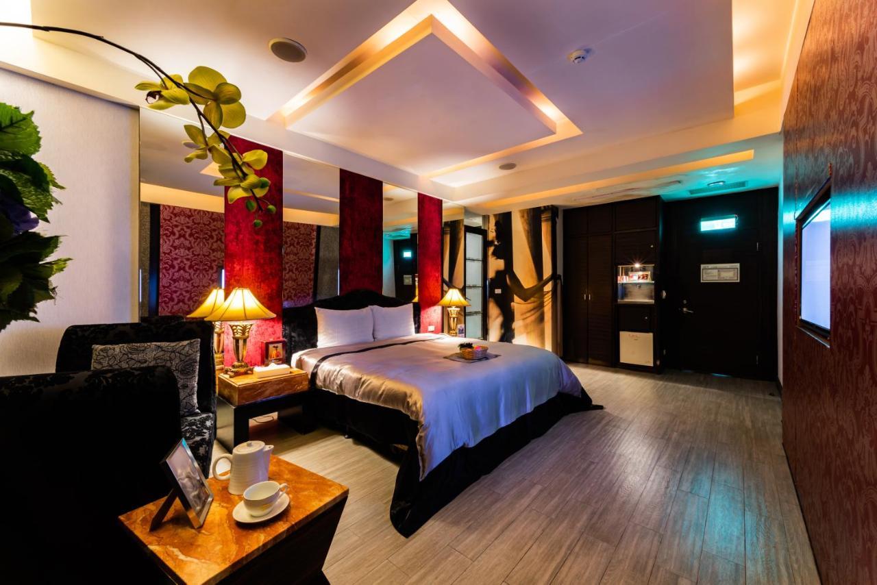 Liti Motel Taichung Exterior foto