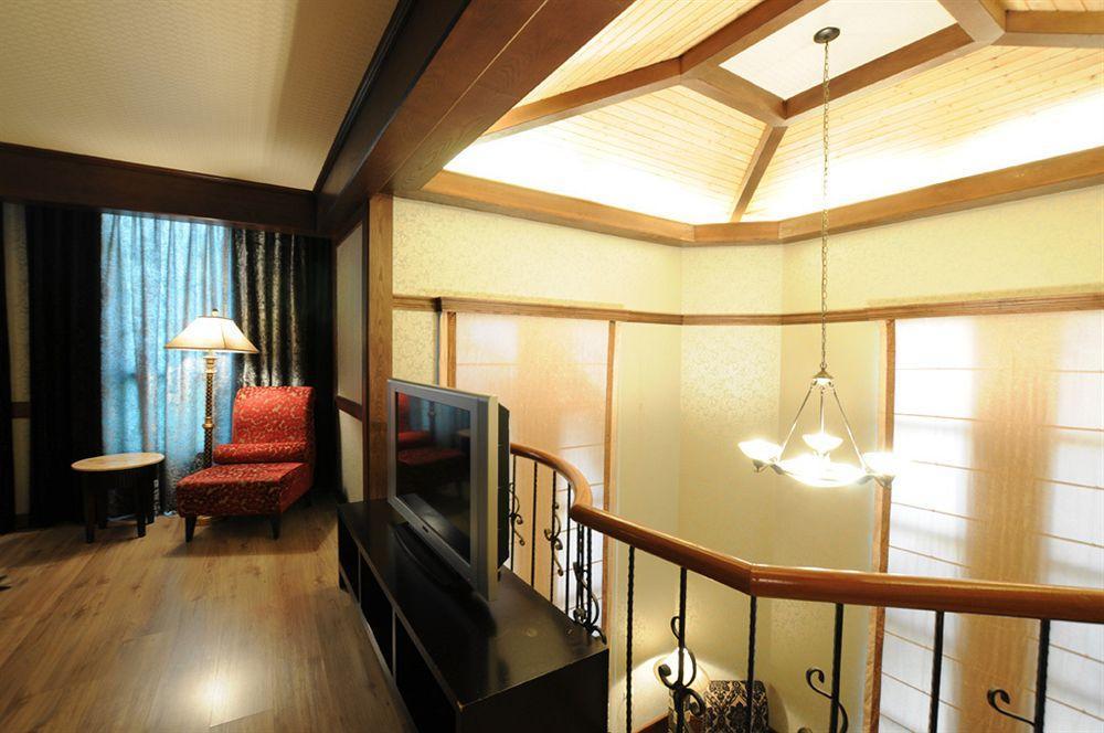 Liti Motel Taichung Exterior foto