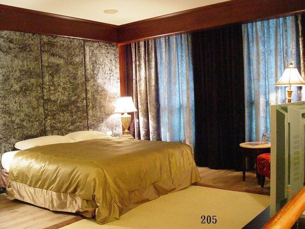 Liti Motel Taichung Exterior foto
